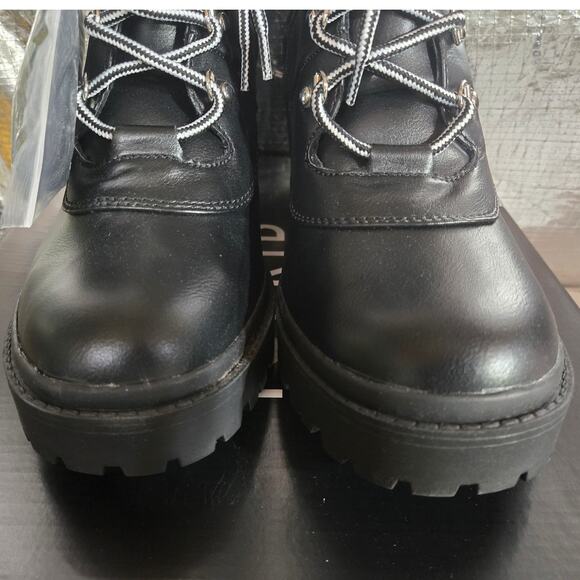 NWT Torrid Fur Hiker Bootie Chunky Black Block Boots Shoe Plus Size: 11.5 Wide - Picture 8 of 8